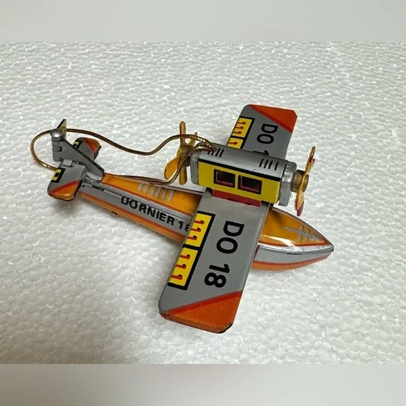 Vintage Style Toy Airplane Set - Orange and Yellow